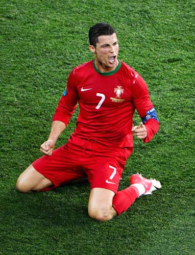 CBA俱乐部杯赛：山东高速胜天津先行者（CBA俱乐部杯：山东高速击败天津先行者）