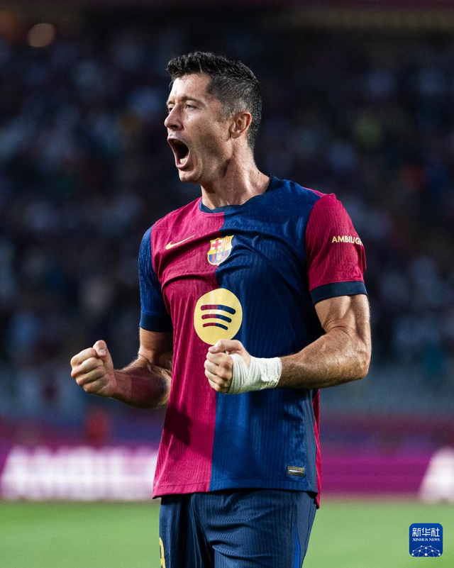 孔蒂：这场比赛球员的表现我无可指责，法兰克福的防守确实好（孔蒂：本场队员表现无可挑剔，法兰克福防守的确出色）