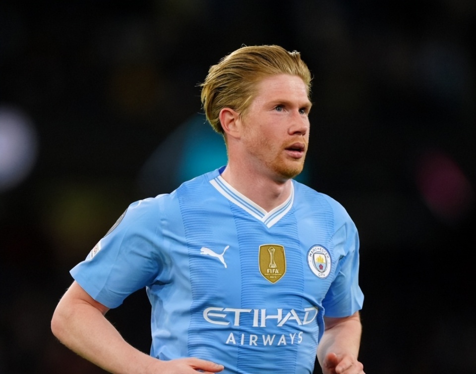 阿斯：佩德里下轮西甲预计出场15分钟；拉菲尼亚也将回归首发（阿斯：佩德里下轮西甲出场时间或控制在15分钟，拉菲尼亚回归首发阵容）