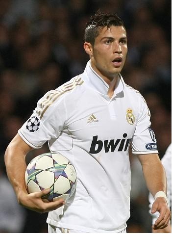 官方：中国香港代表队归化26岁原以色列籍中场巴拉克（官方确认：中国香港队完成归化26岁前以色列籍中场巴拉克）