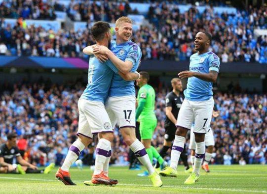 半场战报：汉堡0-1云达不莱梅，斯特奇破门（半场比分：汉堡0-1云达不莱梅，斯特奇先拔头筹）