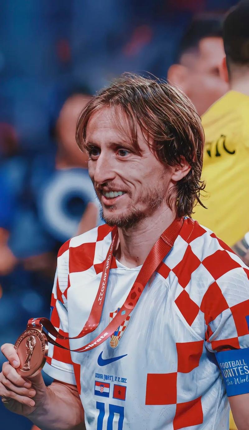 格瓦迪奥尔：我自己一个人住在曼市，足球对我来说就是一切（格瓦迪奥尔：独居曼彻斯特，足球是我生命的全部）