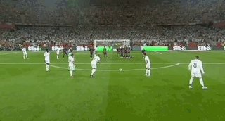 圣诞树入镜！杨瀚森更新社媒晒与奥登合影并配文：12月（杨瀚森社媒晒与奥登合照：圣诞树作背景，配文12月）