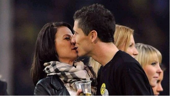 欧协联积分榜：斯特拉斯堡领跑，水晶宫距前8仅1分（欧协联积分榜：斯特拉斯堡居首，水晶宫距前八仅差1分）