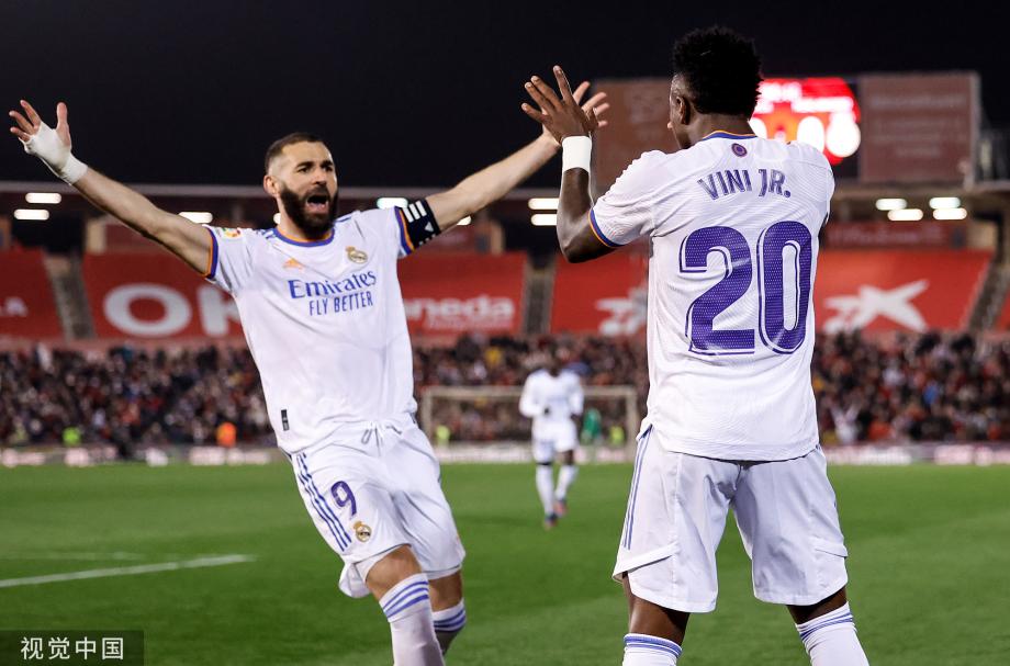 迈阿密vs纽约城：梅西领衔，布斯克茨、德保罗、阿尔巴出战（迈阿密对决纽约城：梅西挂帅，布斯克茨、德保罗、阿尔巴披挂上阵）