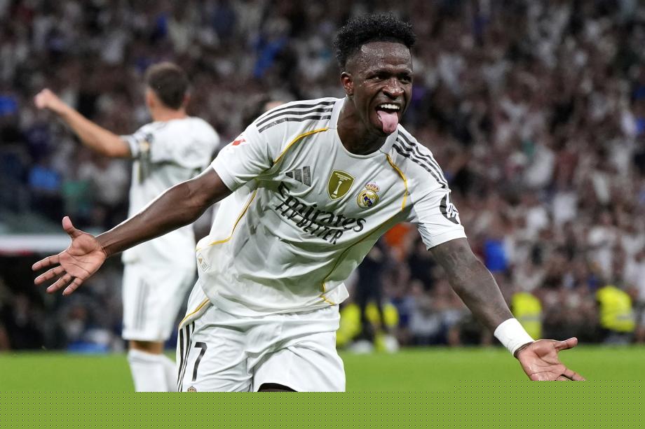 麦凯恩：詹姆斯8分是在多伦多打的，所以他的纪录在美国仍有效（麦凯恩称詹姆斯8分发生在多伦多，其纪录在美国仍然有效）