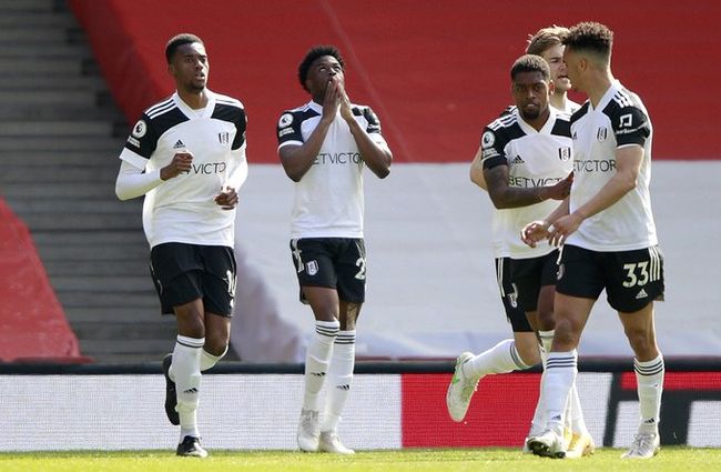 F1阿布扎比终极对决前瞻：诺里斯杆位稍占优，维斯塔潘正赛握主动（F1阿布扎比收官战前瞻：诺里斯杆位占先机，维斯塔潘正赛掌控主动权）