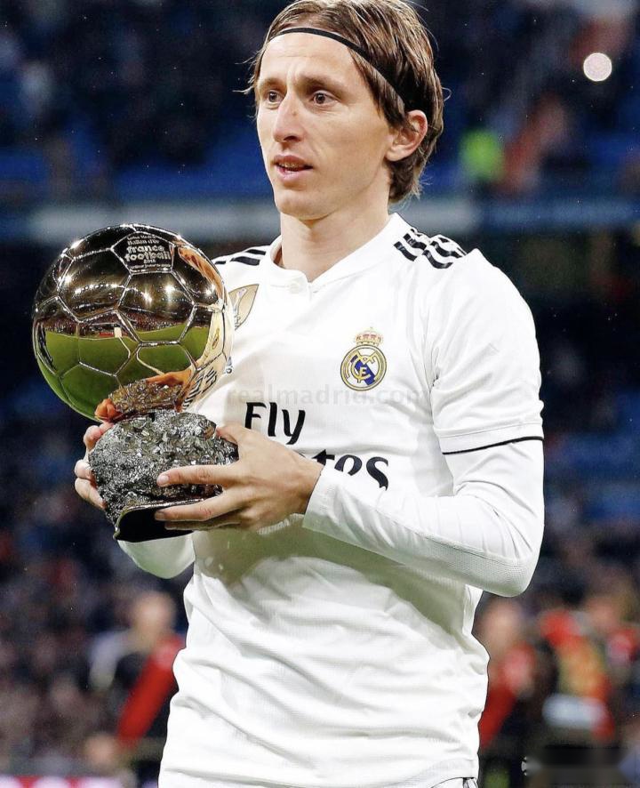 NBA最新夺冠赔率：雷霆断档居首 火箭第3湖人第4勇士未进前8（NBA夺冠赔率更新：雷霆遥遥领先，火箭第3、湖人第4，勇士无缘前八）