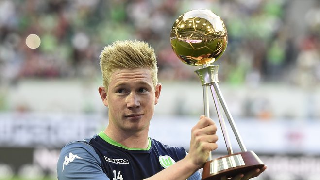 澳超半场：维尔格斯空门破僵，墨尔本胜利暂1-0阿德莱德联（澳超半场战报：维尔格斯空门先拔头筹，墨尔本胜利暂以1-0领先阿德莱德联）